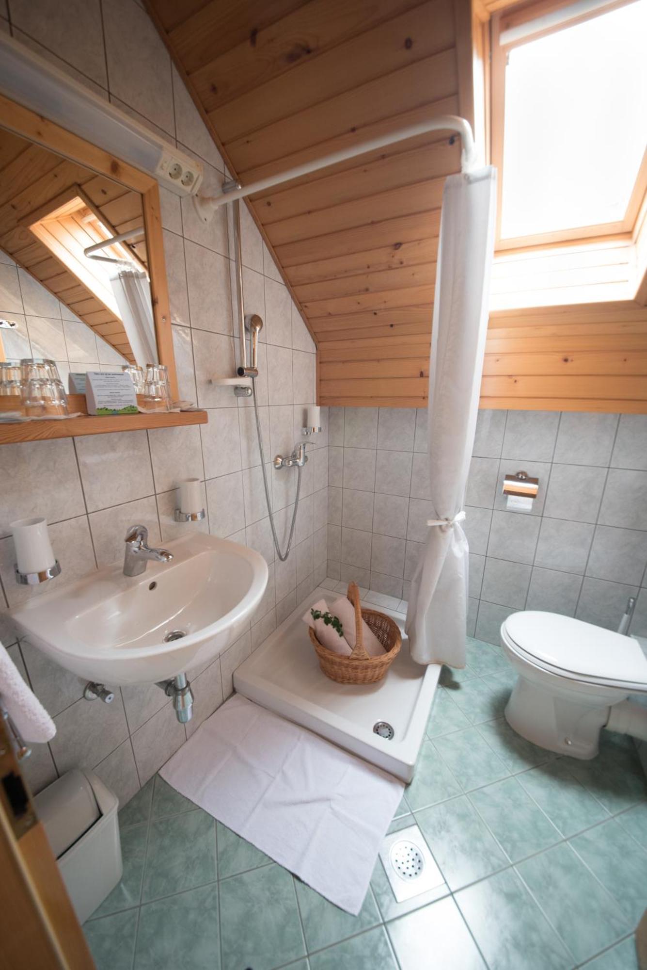 Tourist Farm Pr'Dovar Cerklje na Gorenjskem Buitenkant foto